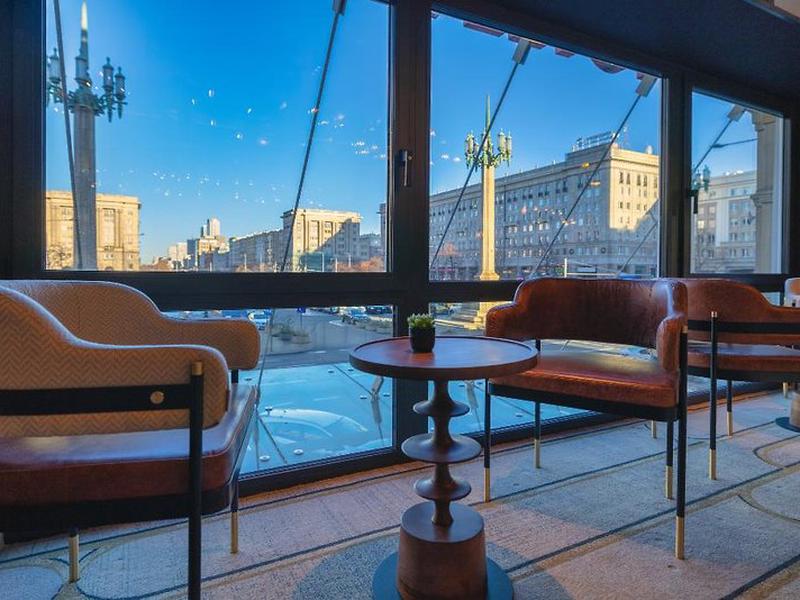 93C90AF256DF0C8A73EA39CBD20F28D5