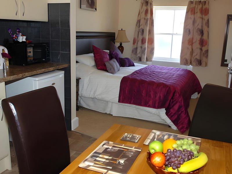 F12B5E226A421774A3EAAF518B84F266