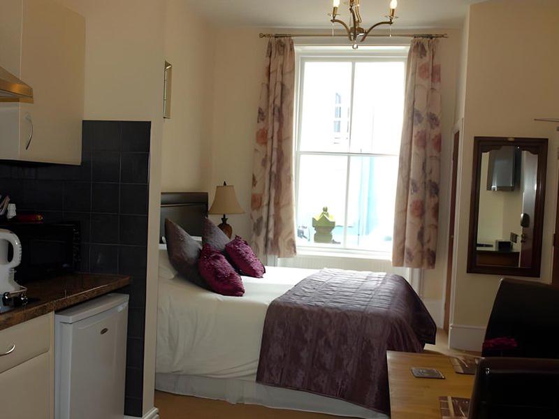 01CDC05B609E19C8A1D7EB9A8BCD63E4