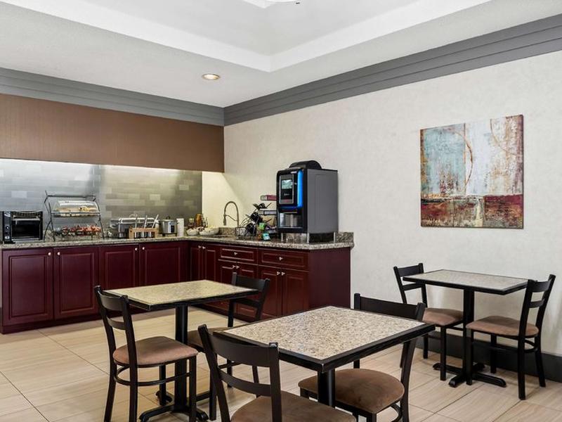 8A43331600C34BCBB4B38BE2B8D88936