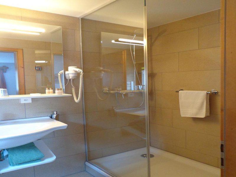 A3D10D93B5415EDD5F8309B3D6630A7E