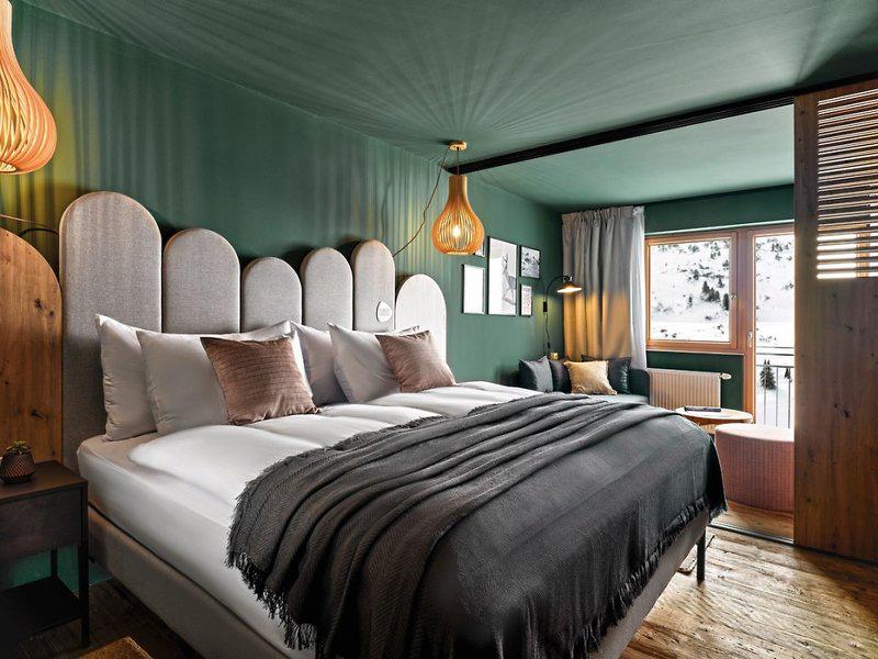 DB3BD59F3699DD0F95697716A9373F14