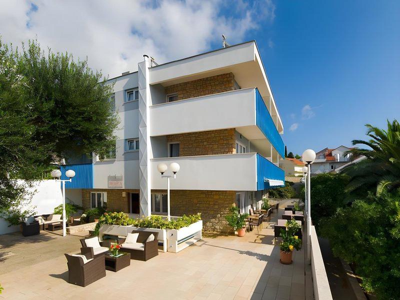 2F0DCDB70275FD501D97E75BBDFEEE80