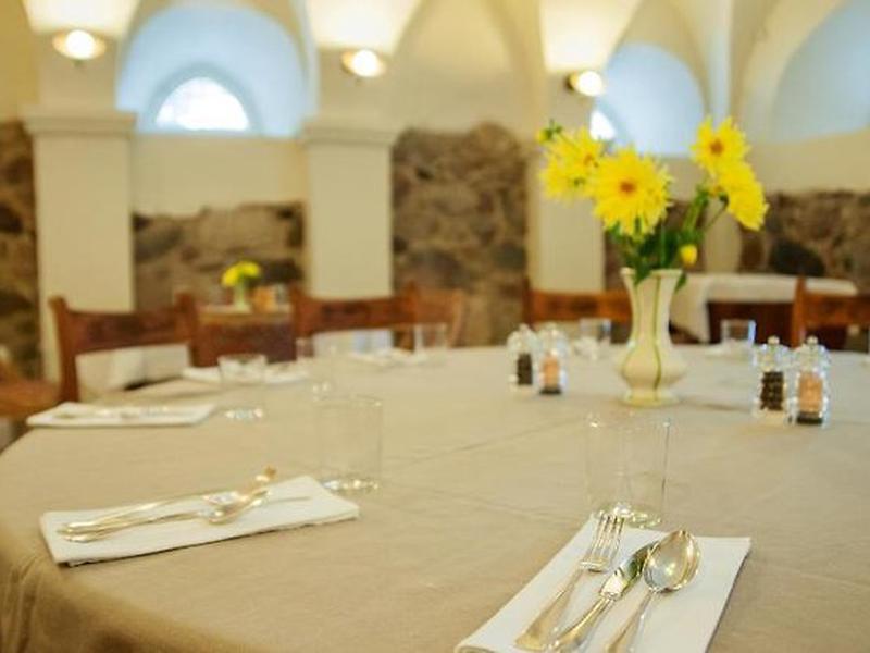 DB901C590D32F6D062A2A47979E1DFE9