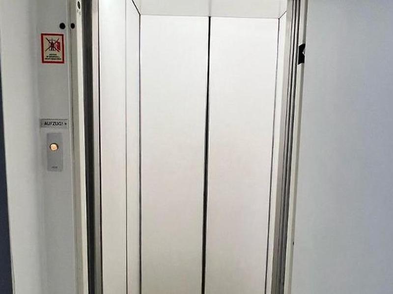 3CF0932EE504B4F0A472B09A806B6196