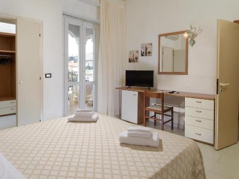 E2E571C0FE4AE5278DC6F026857707AA