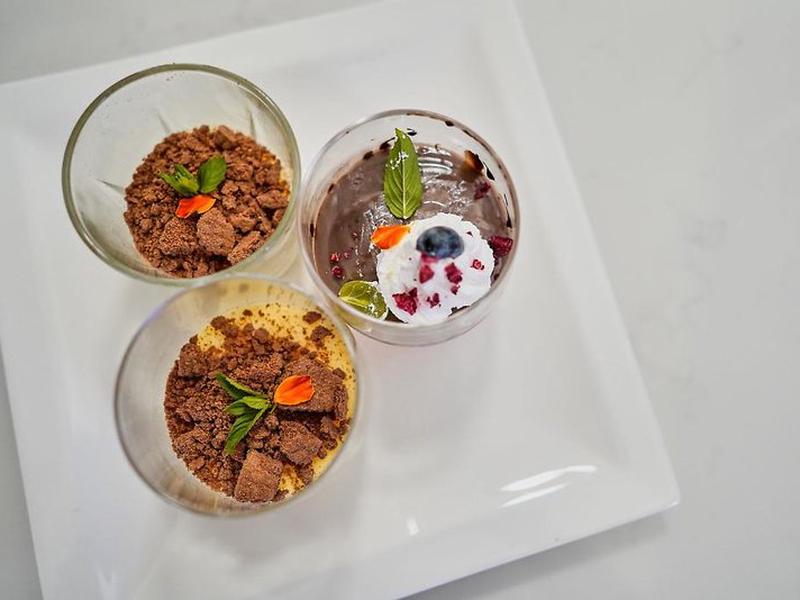 60E6888734D4BA5A77E4D04C6E9DB83B