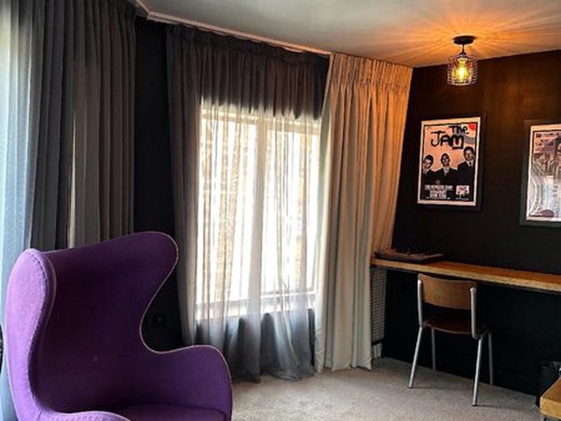 B100D92255609543A626F99F2DBBB6F1