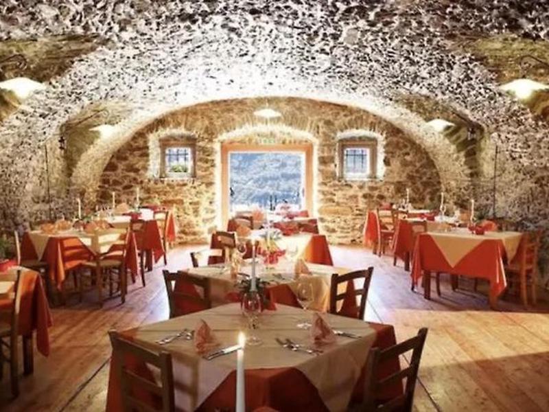 812EE70B9811C41D8CC616D25A7FC80D