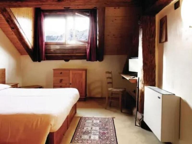 75ED5B6F4454DEA125E8DD97D16094F5