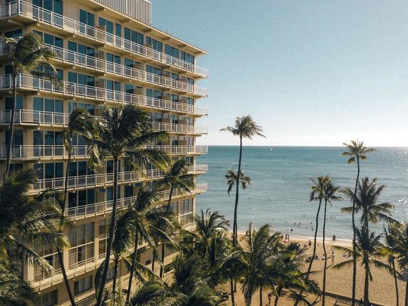 D86325C72B385F87FE1597A32137652B