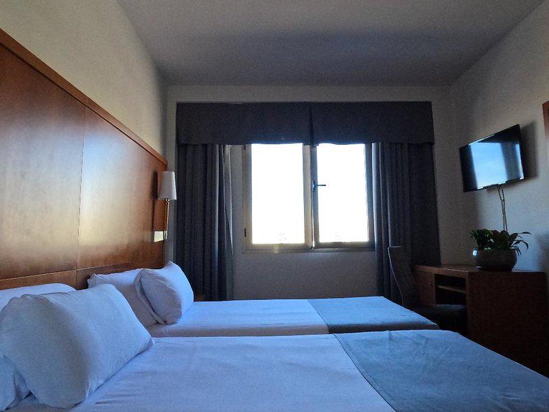 676C83B028C14FAC8FB637A34EE7A9B5