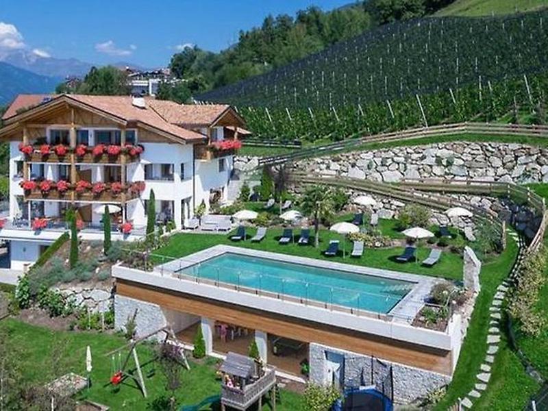 980593CB23F5D951CF1F4A20CF8D9FEF