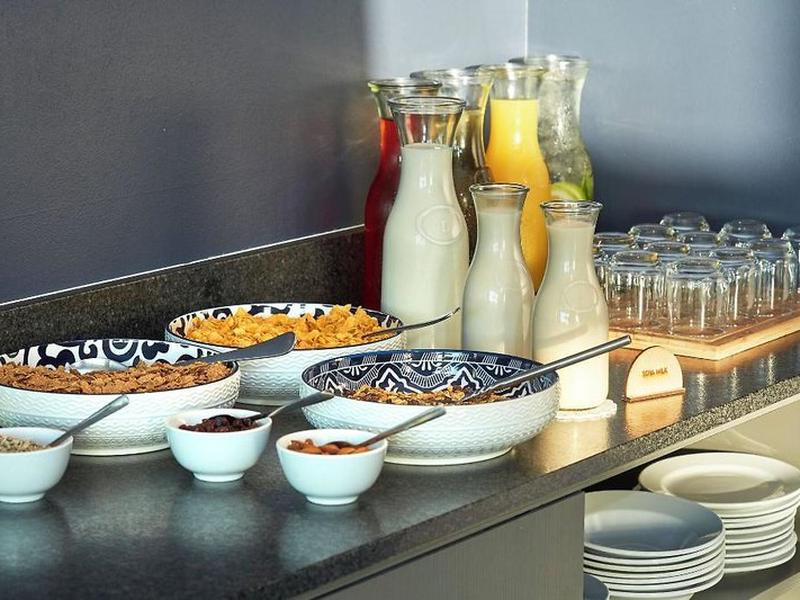 45D8A3E11FE33F64DB8A011976D59FEA