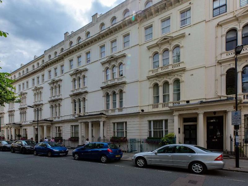 56210321E87A3AF95EDE26D219148D92