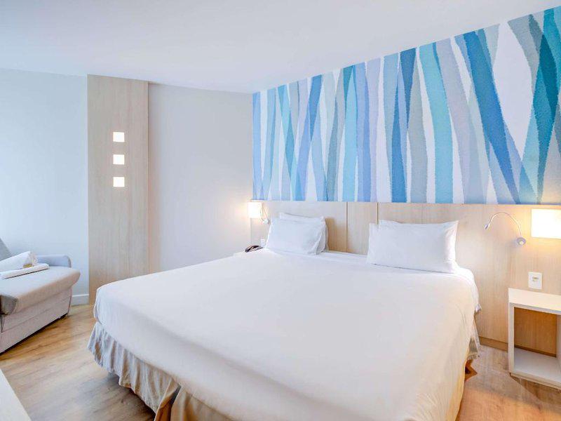 9AD70AC85CA2EE9B0AA4B395588BF7B4