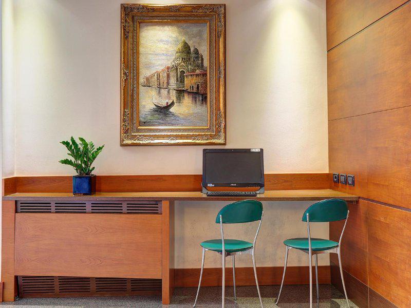 074481DFB843DAB566DCDBEFC2A88D11