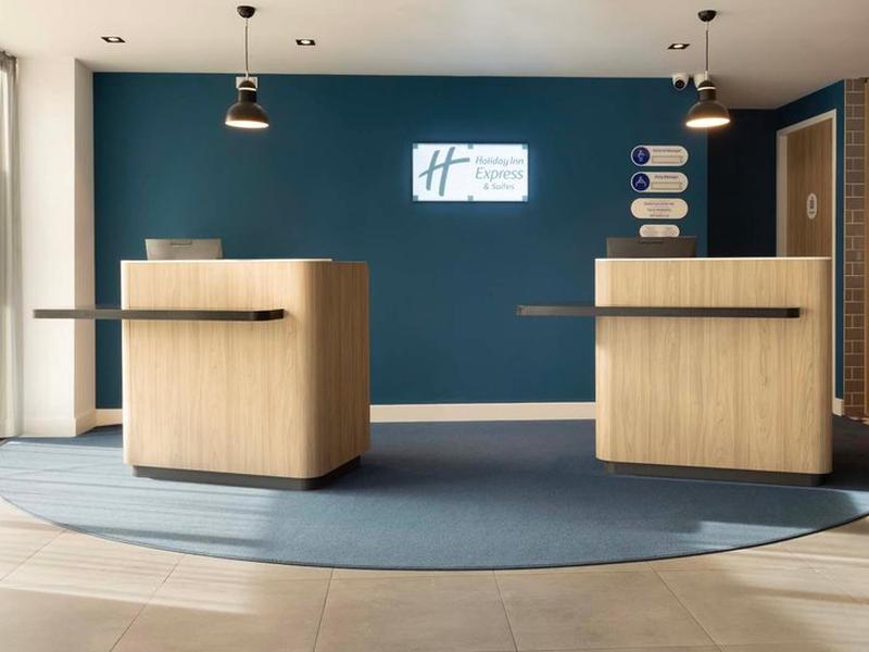 15A04D211066E2179903B18D902438EB