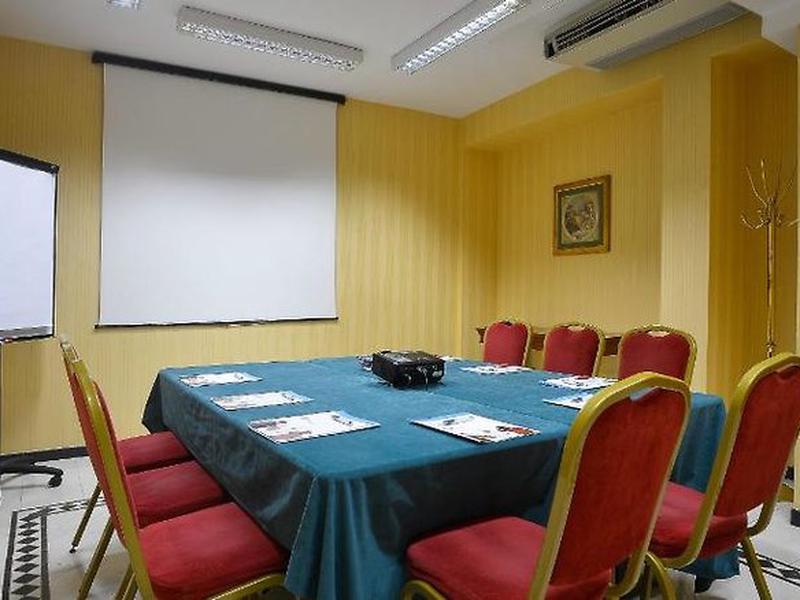 C299149D7BED815BDD5130BF280FCCFA