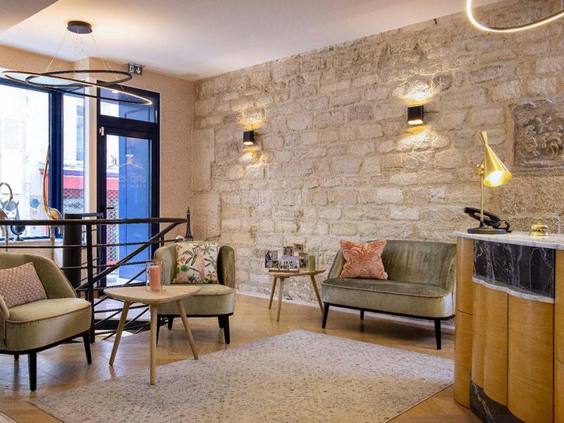 78AA312975ABC6DF2DA4069F08AF683A