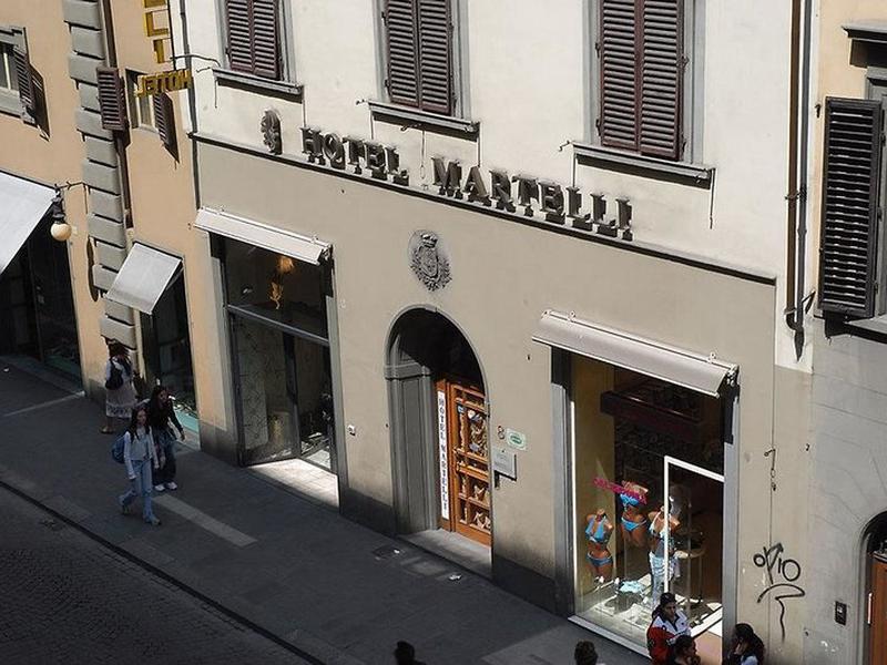 B5E972D6F7CC643DFB9D9ADC20F25C14