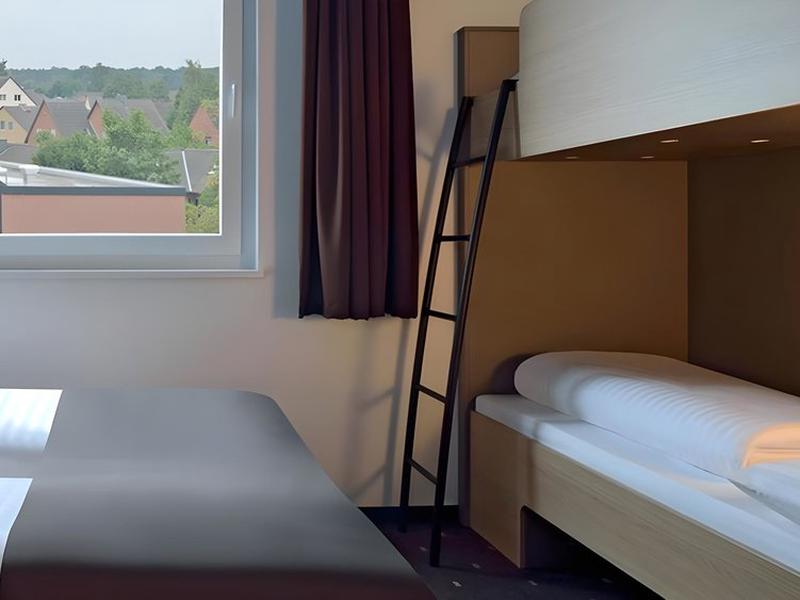 1E66676B47CEBE8CB8F0AE4530AADBC4