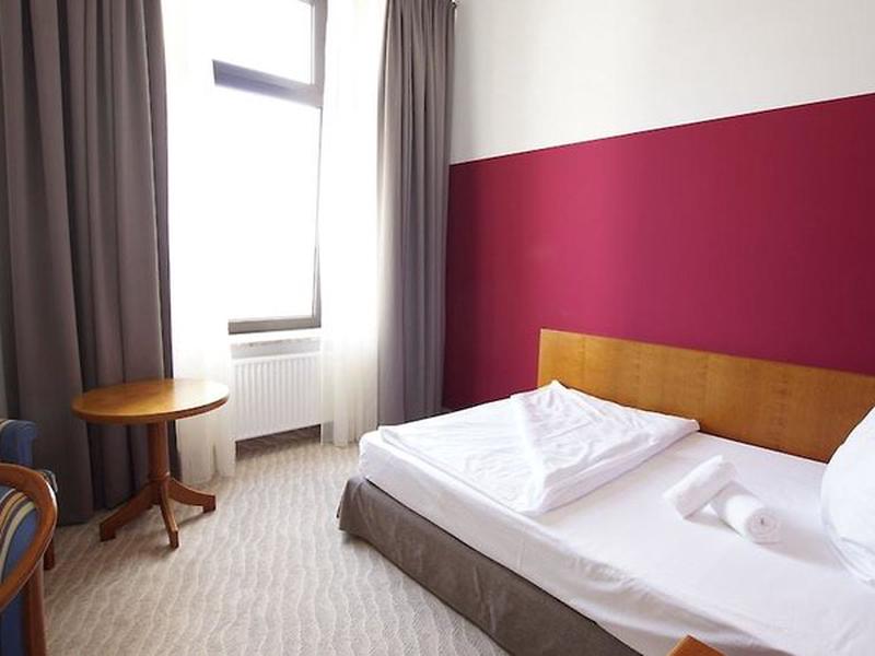 5BB6A5BF84B14695959D4DB4A2CC8C74