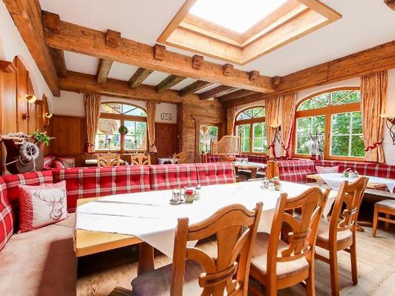 B25EAE7E898FC7978C5F9B7AF8BA201C