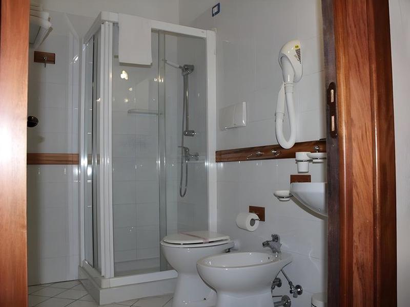 EE152A9A2DF5CD6101B8FD43D36FC43C