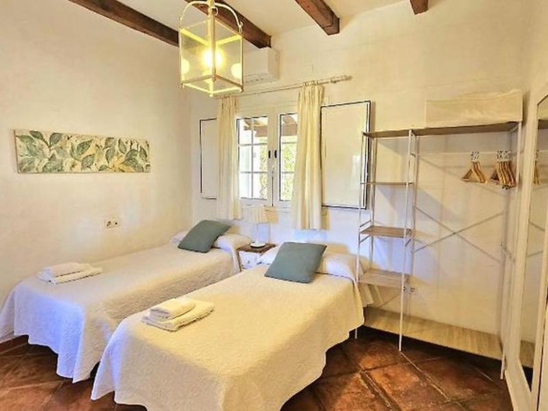 75E4EA9AA886DF7A4326C45FF1AC37A3