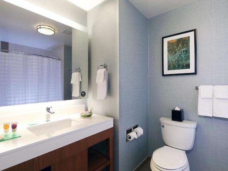 7B236700A202E49A32965E072BA52674