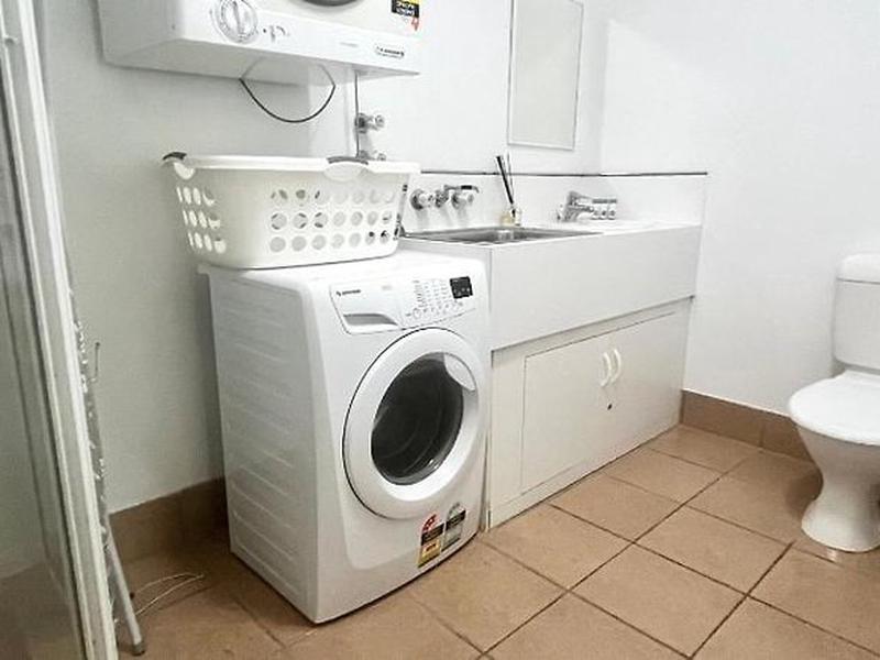 E2F379D13D4700E66ECB7A62D15BD306