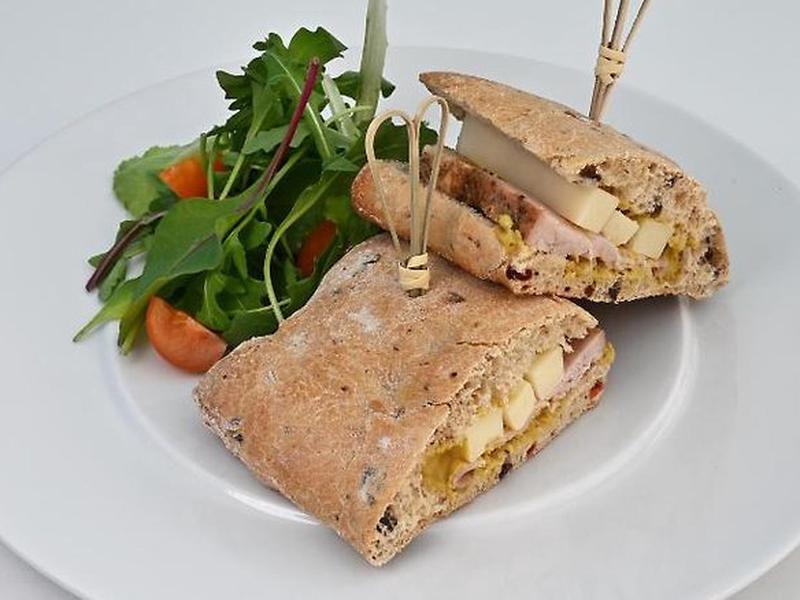 8700DE4A39D55B77B2F0CB1FA48758DC