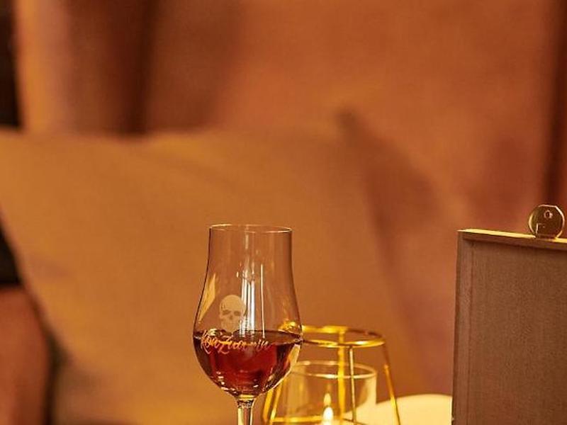 247DA9319D736FBE81473DBA93F89826