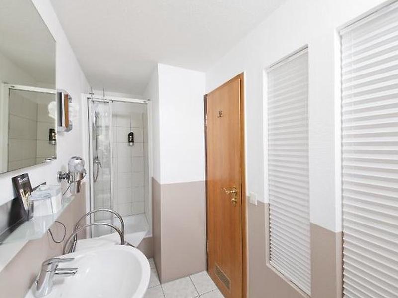 4FFFEA778DABACA982C468F96F165A57