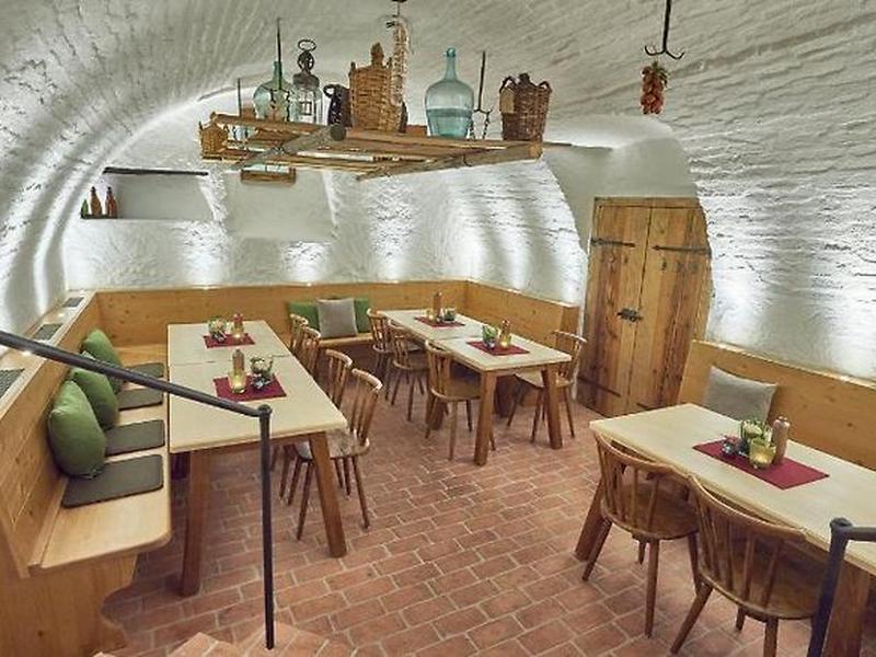 06E172C21F8D79812D54740B7EFDEBBD