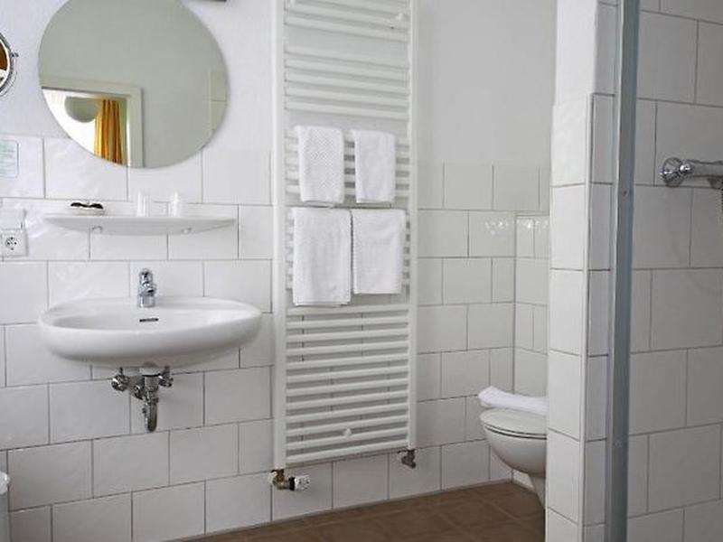 255170E3948429DCC93B24D828E079E0