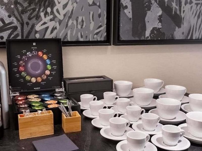 1FD64E52F96E79D6856FAF9E9EB6DCC8