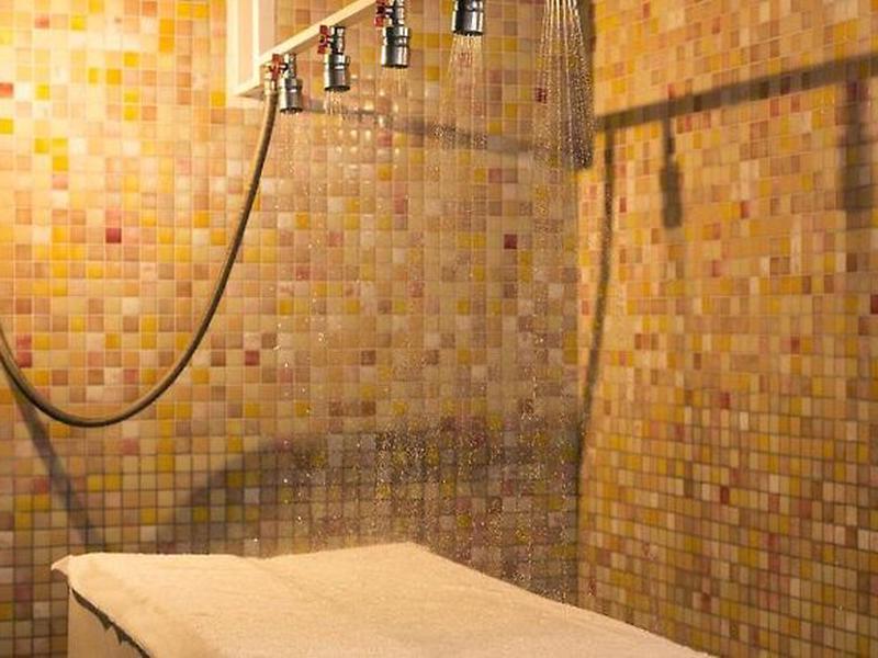 6172105E375F010059956A12C291ACF9