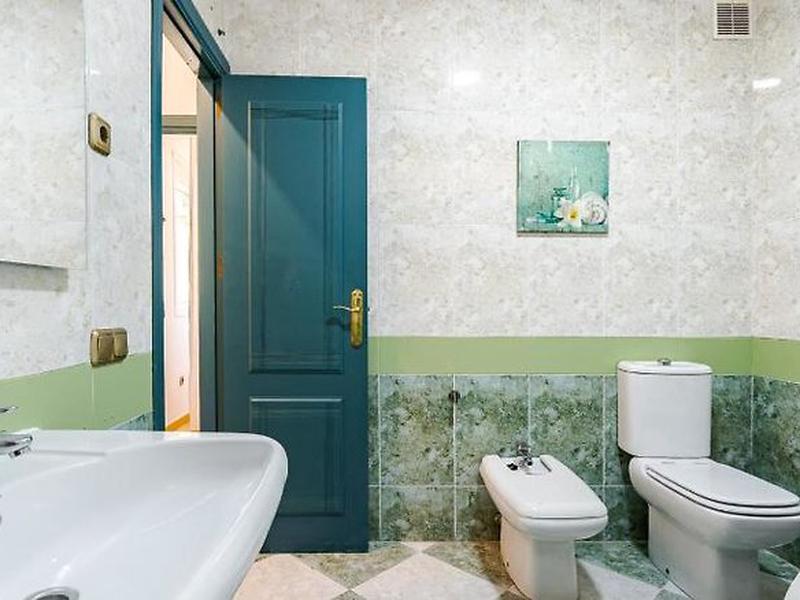 8597FF0119FA4E9767C56753FEFE5F13