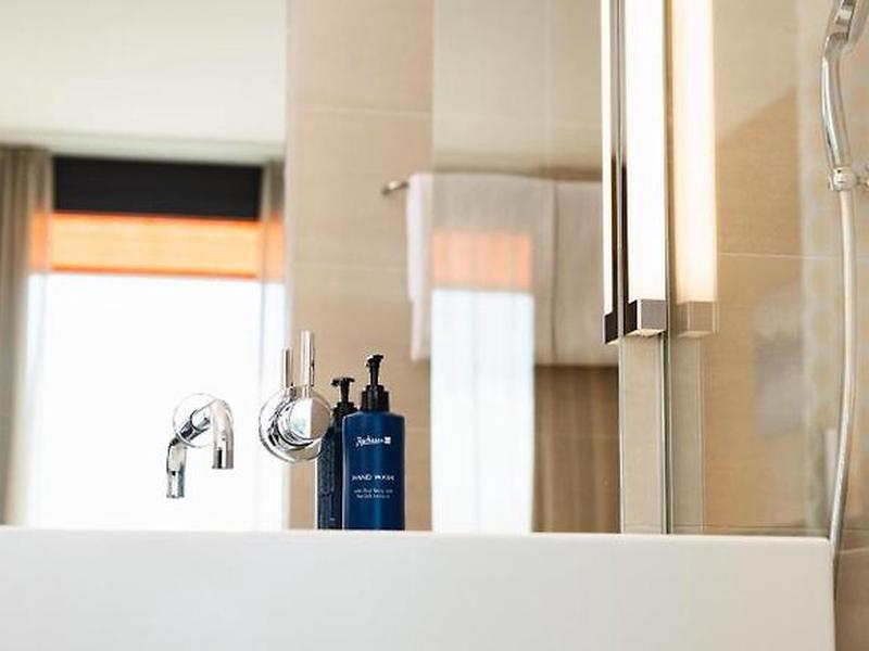 10C8FBD26F119B47CE44734F5444A906