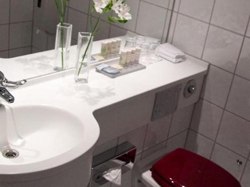 39B1EC234FE7CB511DC32448042D2B4D