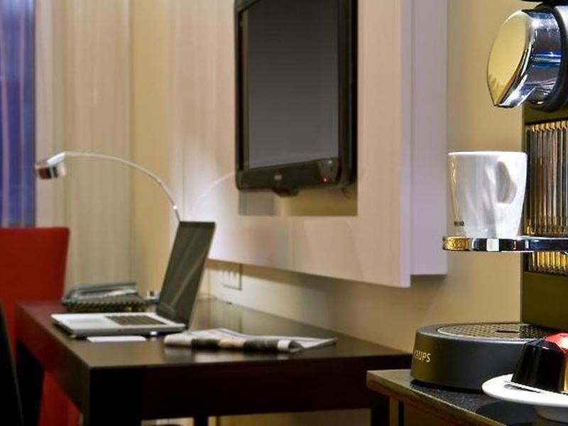 C2831EC886CC2EBC1A90DCDBDC713F99