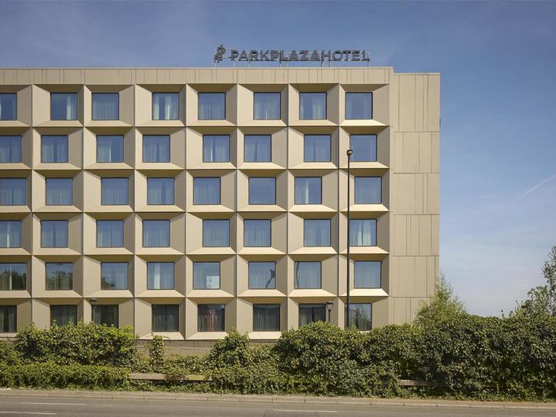 985388ECC33D02DF9880EB69A291B2D6