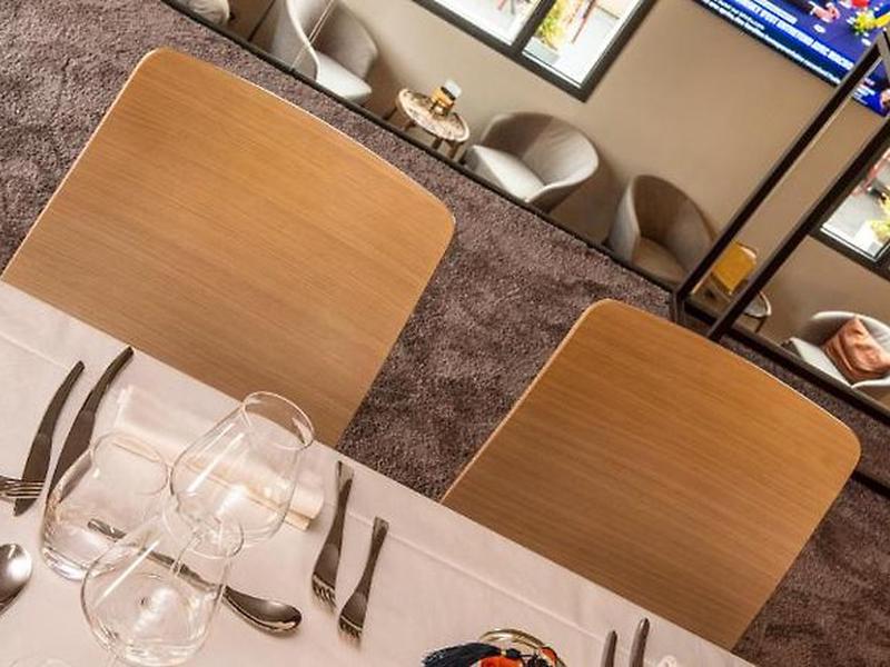 D40D949BD167D75220A6C704658F607B