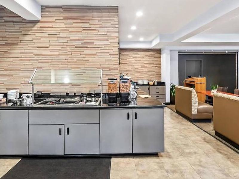 CDB53B2A06B2211E51CB18B6580244FD