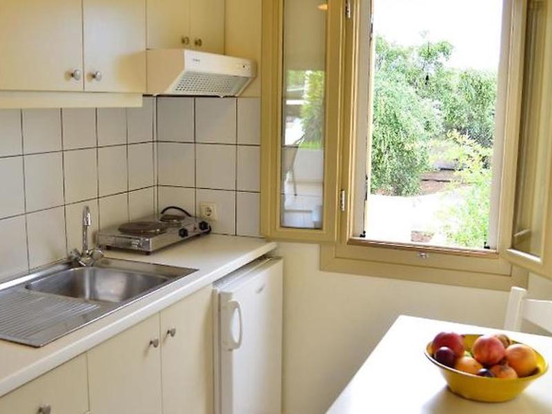 AFC270C3F022CC1907DD050429321A9C