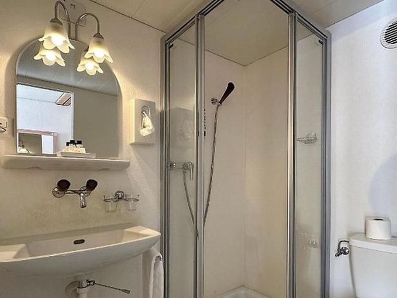 A9CFD7E6F1C11749798B36A7CB826CD5