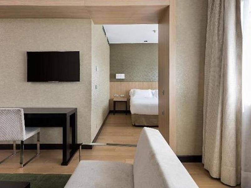 5F250543ED0BC88F4D7E1D4F18B6D8F3