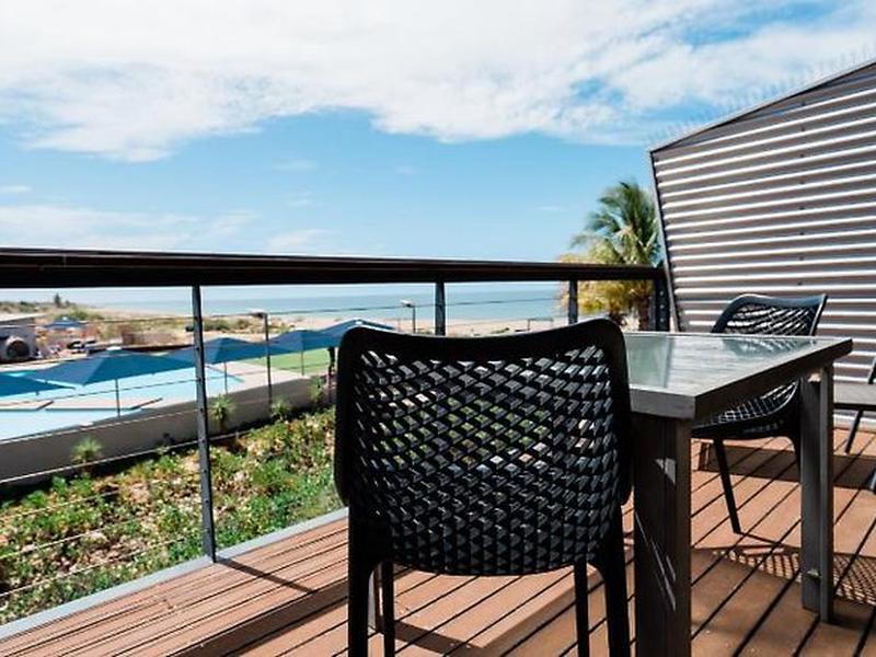 0AF39490AB23505809B053D1CB106B59